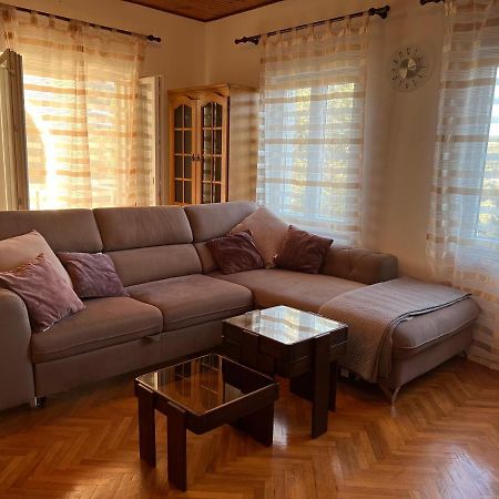 Apartmani Luka Zrnovo Екстер'єр фото