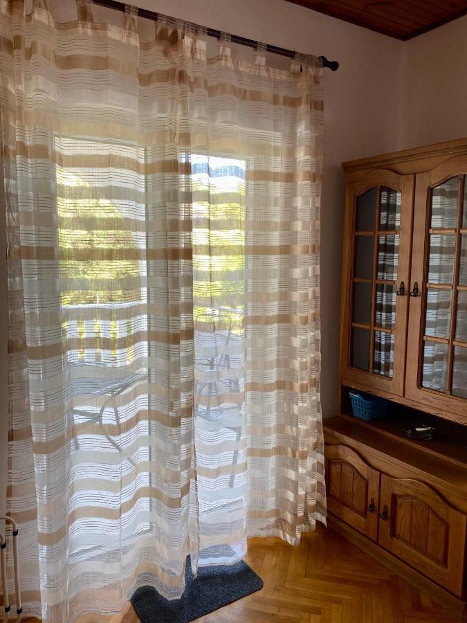 Apartmani Luka Zrnovo Екстер'єр фото