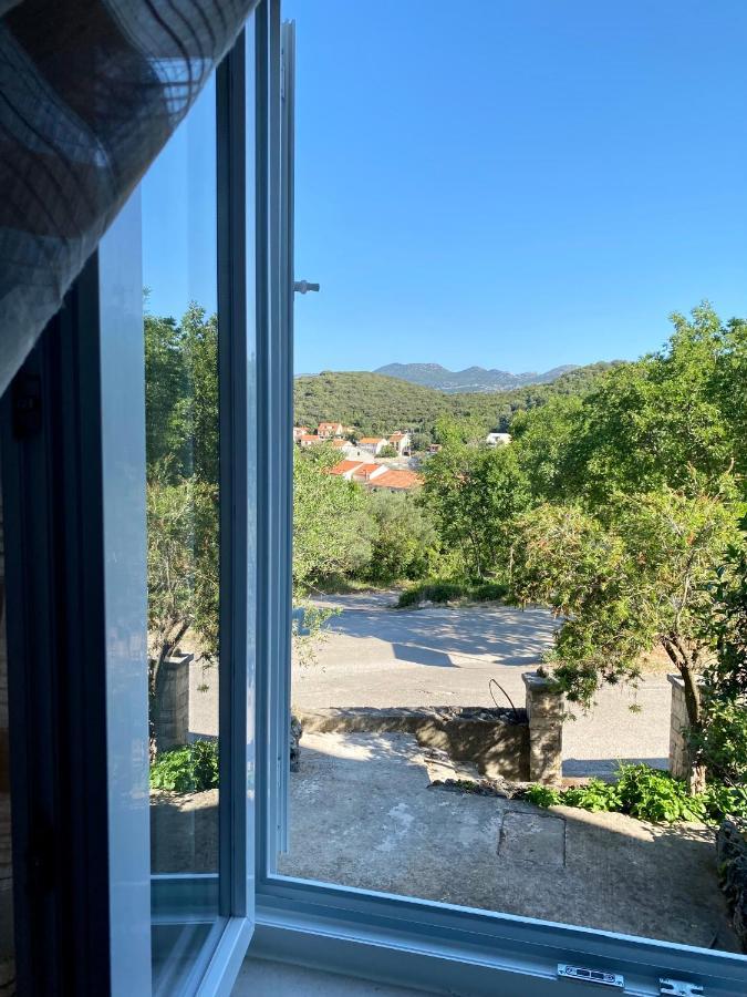 Apartmani Luka Zrnovo Екстер'єр фото