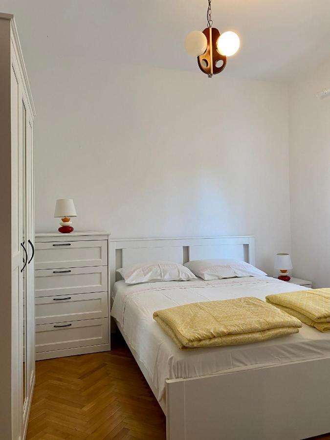 Apartmani Luka Zrnovo Екстер'єр фото